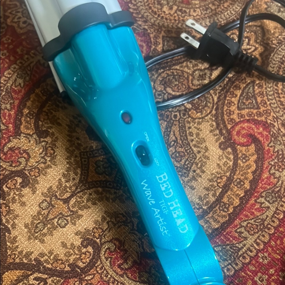 Bed Head Wave Artist Hair Waver - Blue